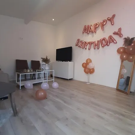 Entier, Netflix Jacuzzi En Option * Argenteuil