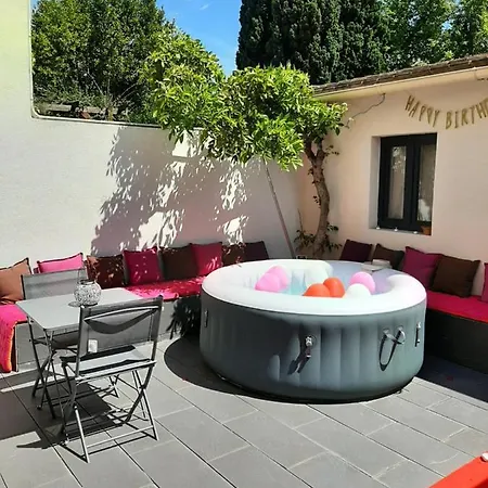 Entier, Netflix Jacuzzi En Option Hébergement de vacances *